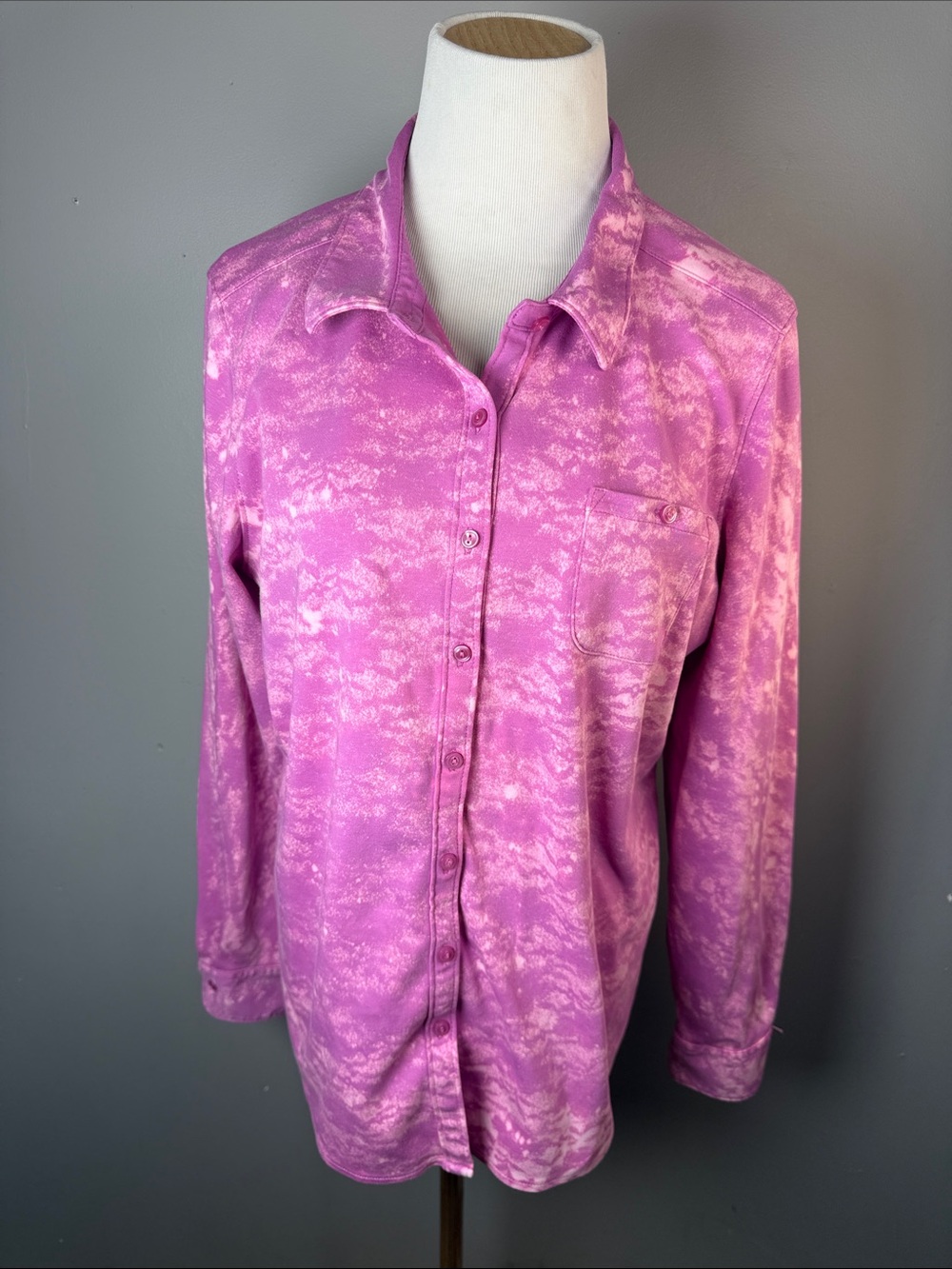 Women’s Pink reverse Tie-Dye Button-Down Shirt